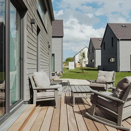 Neu Rügen Resørt Großzügige, Gemütliche Doppelhaushälfte Hinnerk Mit Terrasse Sagard